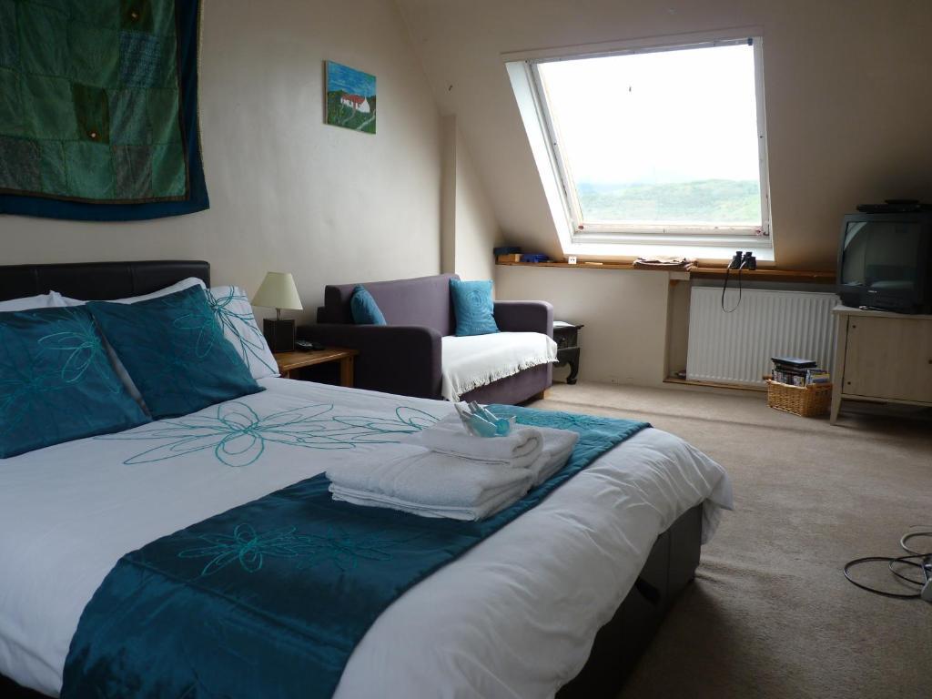 Quirky Lochside Home Inveraray Room photo